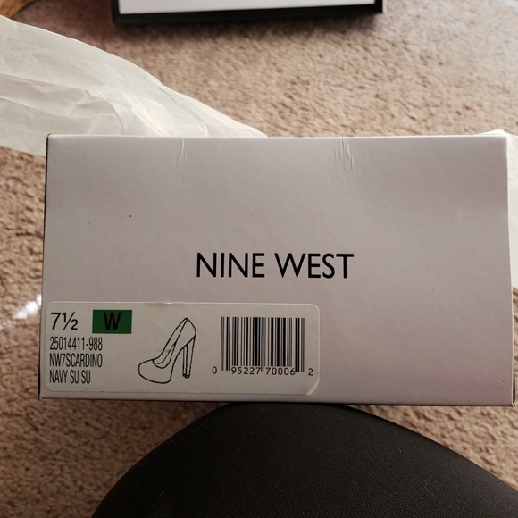 Nine West Scardino Platform Navy Suede Pumps 7.5W - Picture 8 of 8